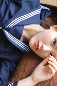《美丽教师》